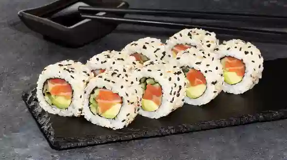 Блюдо Калифорния с лососем в кунжуте меню SUSHI MASTER UA Калифорния с лососем в кунжуте меню SUSHI MASTER UA