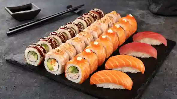 Блюдо Сет Золотой дракон меню SUSHI MASTER UA Сет Золотой дракон меню SUSHI MASTER UA