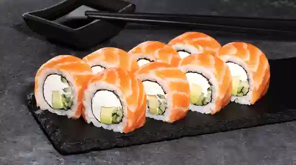 Блюдо Филадельфия с копченым лососем меню SUSHI MASTER UA Филадельфия с копченым лососем меню SUSHI MASTER UA