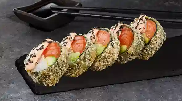 Страва Темпура рол з лососем меню SUSHI MASTER UA Темпура рол з лососем меню SUSHI MASTER UA