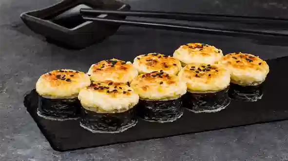 Страва Запечений з лососем (гострий) меню SUSHI MASTER UA Запечений з лососем (гострий) меню SUSHI MASTER UA