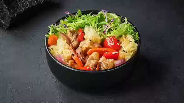 Страва Боул з куркою в кисло-солодкому соусі меню SUSHI MASTER UA Боул з куркою в кисло-солодкому соусі меню SUSHI MASTER UA