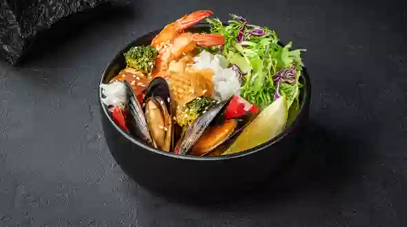 Страва Боул з морепродуктами XL меню SUSHI MASTER UA Боул з морепродуктами XL меню SUSHI MASTER UA