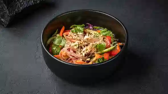 Страва Салат з холодною рисовою локшиною меню SUSHI MASTER UA Салат з холодною рисовою локшиною меню SUSHI MASTER UA