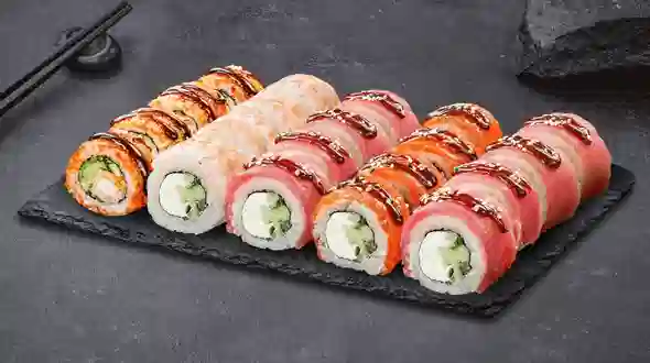 Блюдо Сет 50/50 меню SUSHI MASTER UA Сет 50/50 меню SUSHI MASTER UA