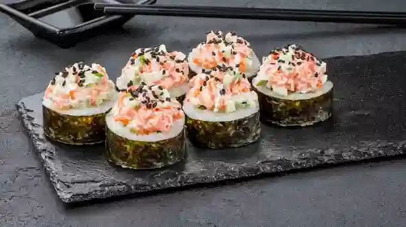 Страва Фелікс рол з лососем меню SUSHI MASTER UA Фелікс рол з лососем меню SUSHI MASTER UA