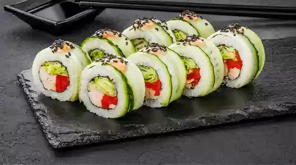 Блюдо Роял Ролл меню SUSHI MASTER UA Роял Ролл меню SUSHI MASTER UA